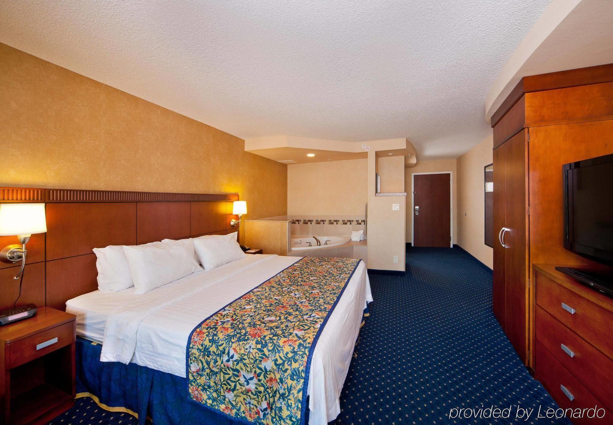 Courtyard By Marriott Fort Smith Downtown מראה חיצוני תמונה