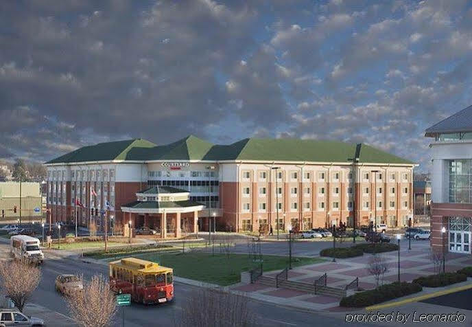 Courtyard By Marriott Fort Smith Downtown מראה חיצוני תמונה