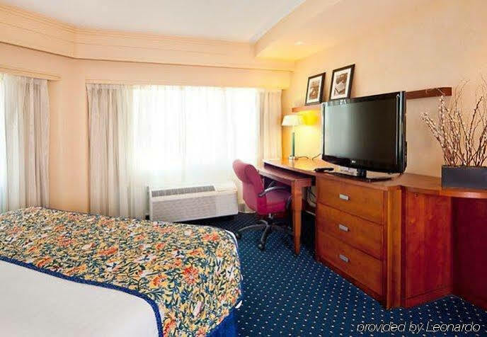 Courtyard By Marriott Fort Smith Downtown מראה חיצוני תמונה